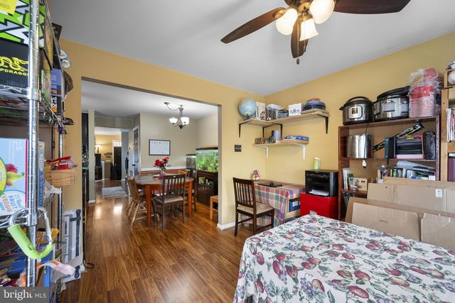 27 LITCHFIELD LN W, Martinsburg, WV 25405