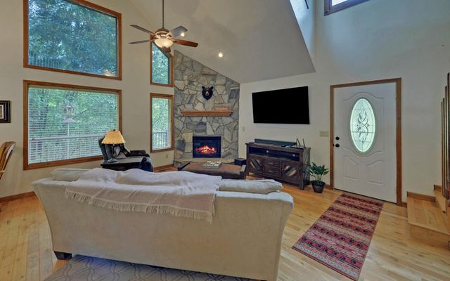 56 Waxwing Trail, Murphy, NC 28906