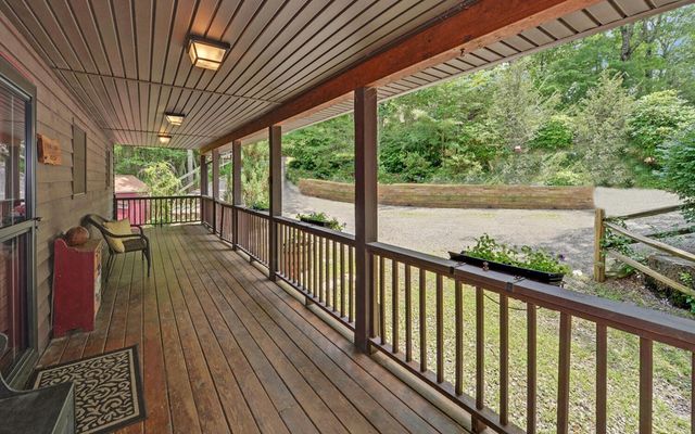 56 Waxwing Trail, Murphy, NC 28906