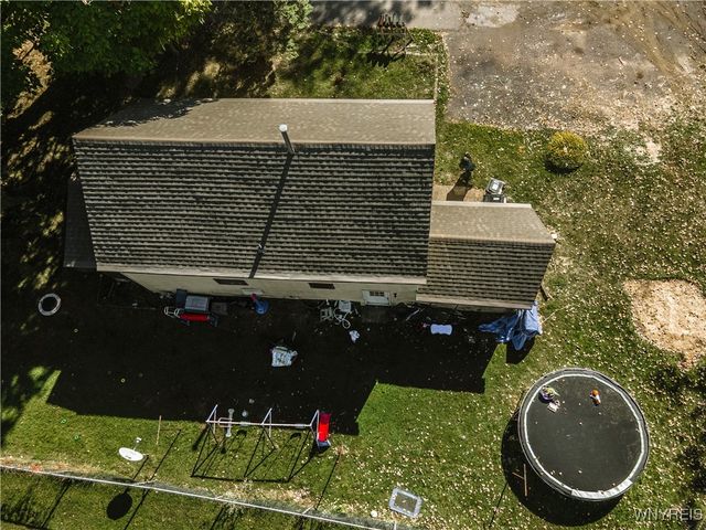 7 Cloyes Avenue, Lancaster, NY 14043