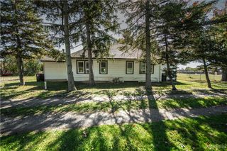 7 Cloyes Avenue, Lancaster, NY 14043