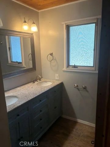 32132 West, Running Springs, CA 92382