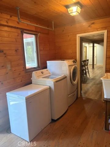 32132 West, Running Springs, CA 92382