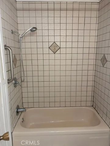 32132 West, Running Springs, CA 92382
