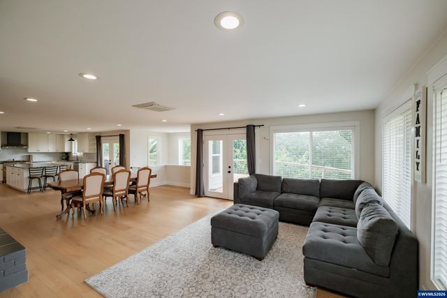 7500 Spring Valley Rd NW, Salem, OR 97304