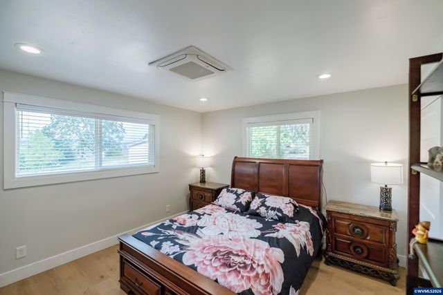 7500 Spring Valley Rd NW, Salem, OR 97304