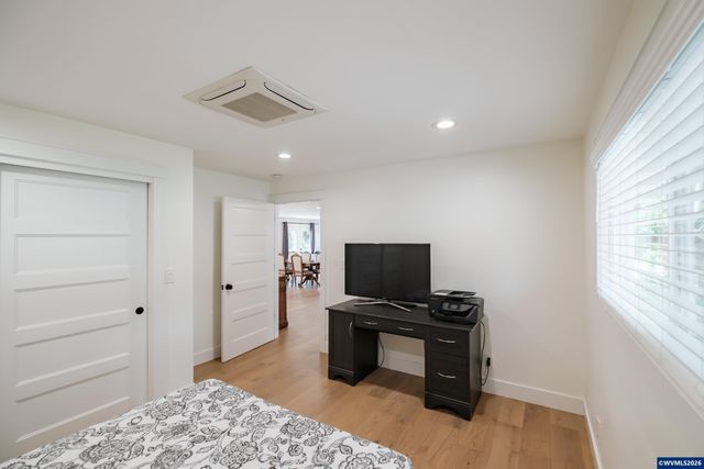 7500 Spring Valley Rd NW, Salem, OR 97304