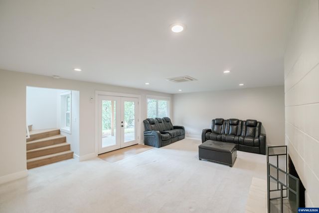 7500 Spring Valley Rd NW, Salem, OR 97304