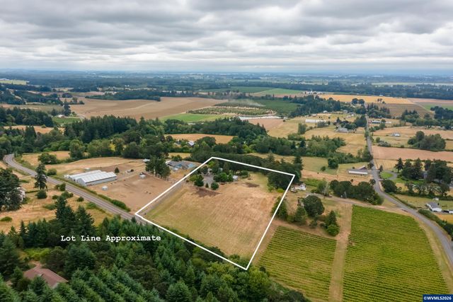 7500 Spring Valley Rd NW, Salem, OR 97304