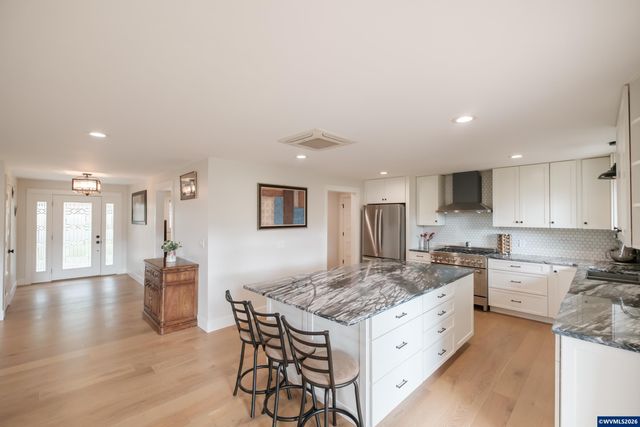 7500 Spring Valley Rd NW, Salem, OR 97304