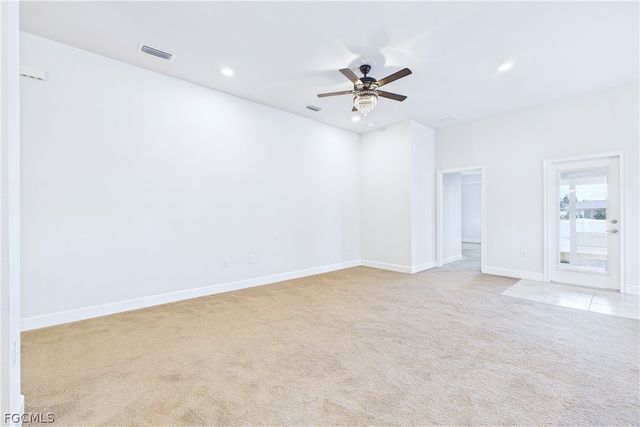 2807 NW 5th ST, Cape Coral, FL 33993