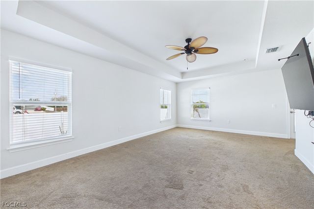 2807 NW 5th ST, Cape Coral, FL 33993