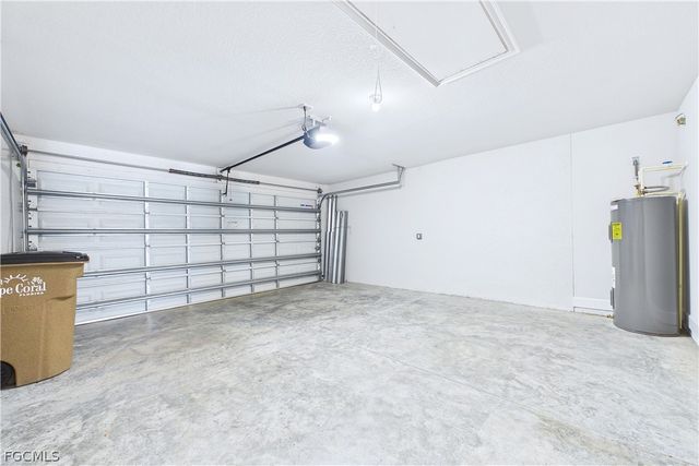 2807 NW 5th ST, Cape Coral, FL 33993