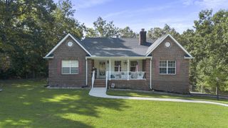 201 Van Dell Drive, Rock Spring, GA 30739