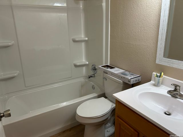 7906 Bronco, San Antonio, TX 78227