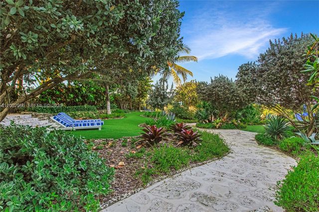 9401 Collins Ave 1004, Surfside, FL 33154