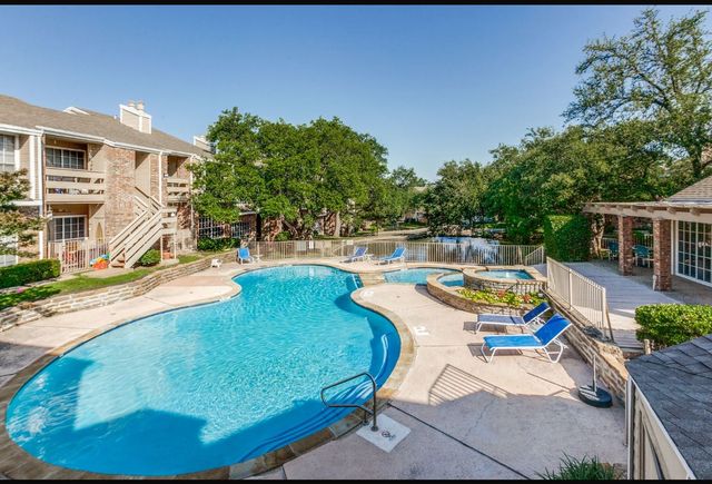 3550 Country Square Drive 109, Carrollton, TX 75006