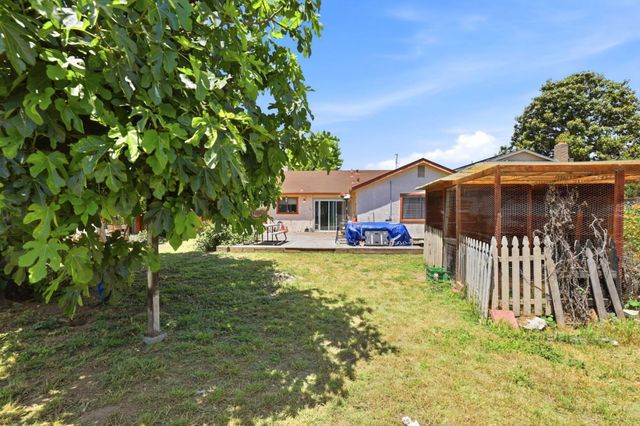 768 Lake Village Drive, Watsonville, CA 95076
