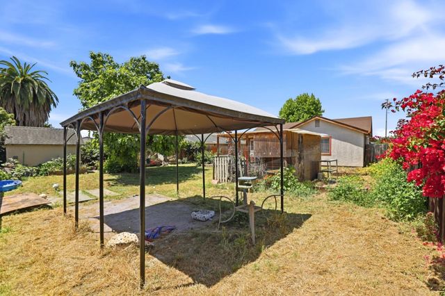 768 Lake Village Drive, Watsonville, CA 95076