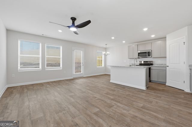 220 Norchester Avenue, Hogansville, GA 30230