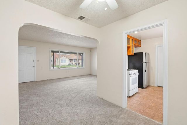 4540 Summit Way, Sacramento, CA 95820