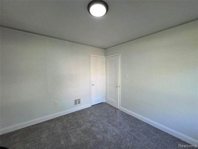 10487 Duprey Street, Detroit, MI 48224