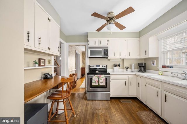 1504 AUGUSTINE AVE, Fredericksburg, VA 22401