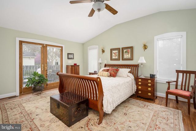 1504 AUGUSTINE AVE, Fredericksburg, VA 22401