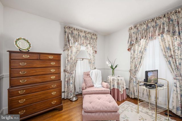 1504 AUGUSTINE AVE, Fredericksburg, VA 22401