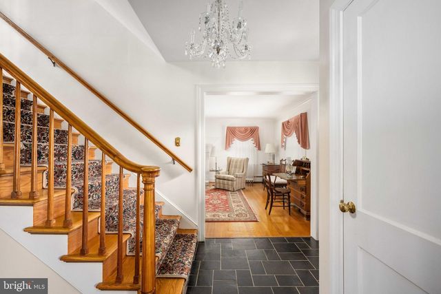 1504 AUGUSTINE AVE, Fredericksburg, VA 22401