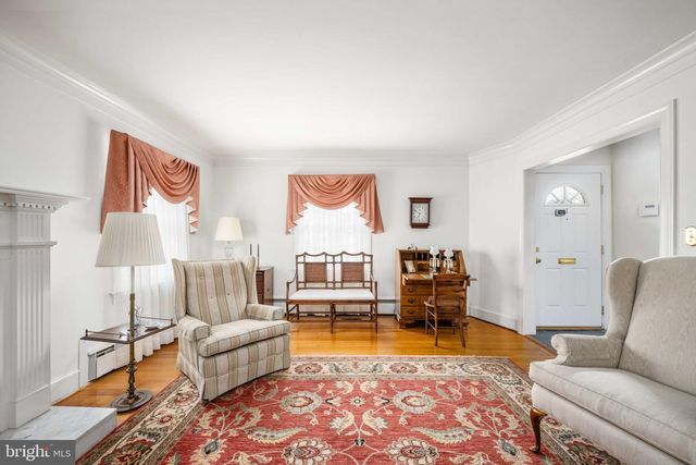 1504 AUGUSTINE AVE, Fredericksburg, VA 22401