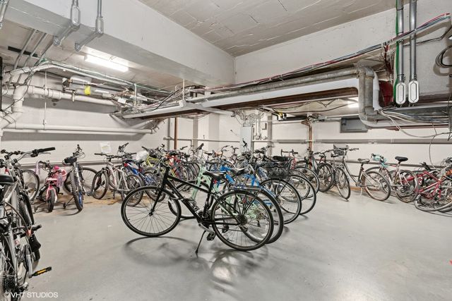 4980 N Marine Drive 532, Chicago, IL 60640