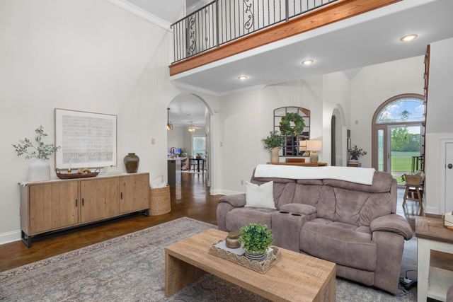 1233 DAWSON RD, Brighton, TN 38011