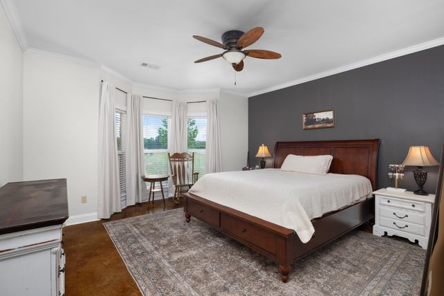 1233 DAWSON RD, Brighton, TN 38011