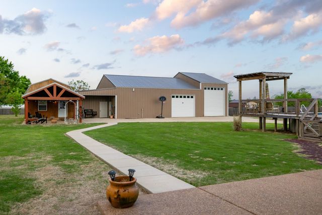1233 DAWSON RD, Brighton, TN 38011