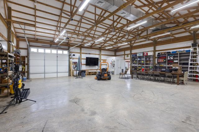 1233 DAWSON RD, Brighton, TN 38011