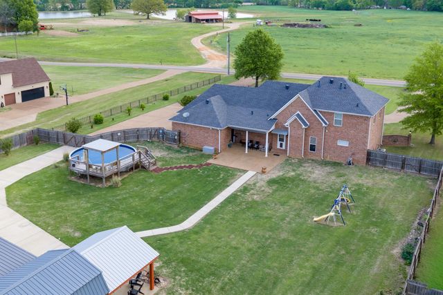 1233 DAWSON RD, Brighton, TN 38011