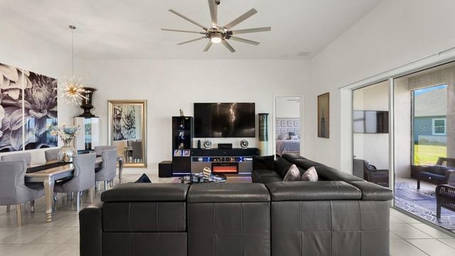 260 FUCHSIA STREET, Daytona Beach, FL 32124