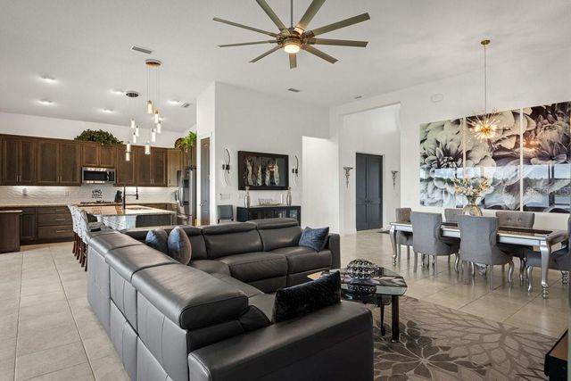 260 FUCHSIA STREET, Daytona Beach, FL 32124