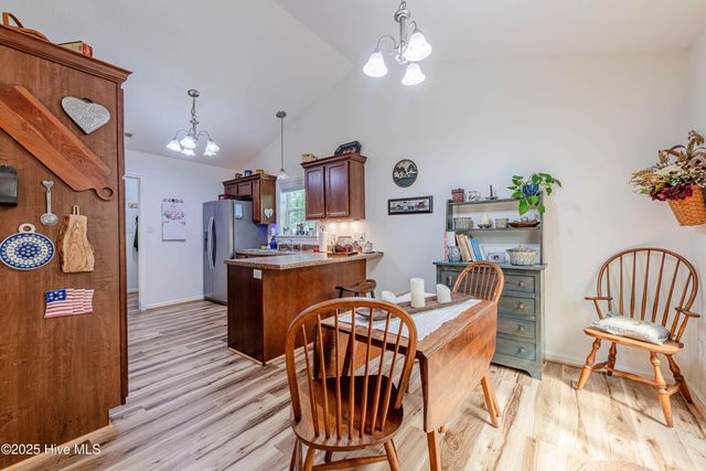 318 Sugarberry Court, Jacksonville, NC 28540