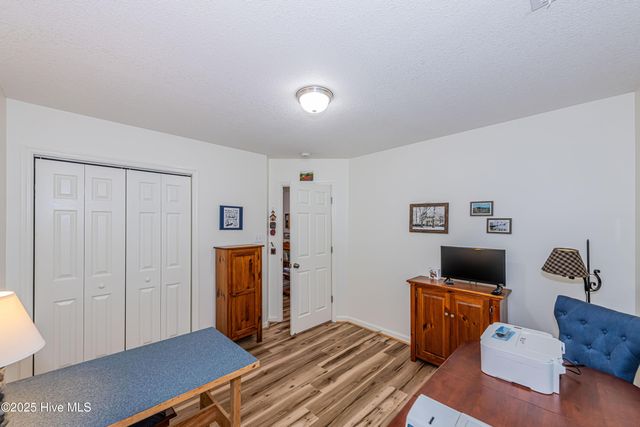 318 Sugarberry Court, Jacksonville, NC 28540