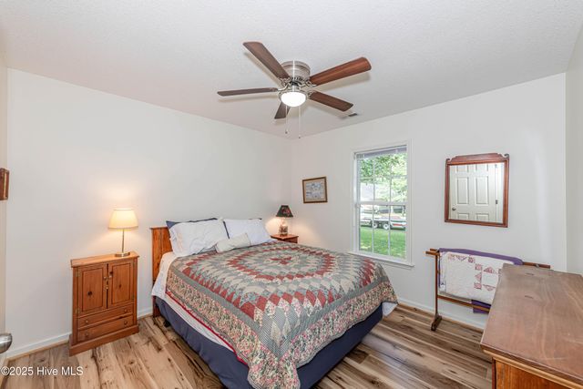 318 Sugarberry Court, Jacksonville, NC 28540
