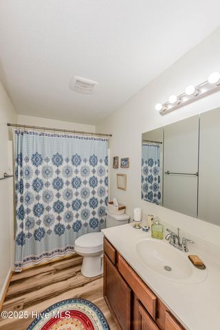 318 Sugarberry Court, Jacksonville, NC 28540