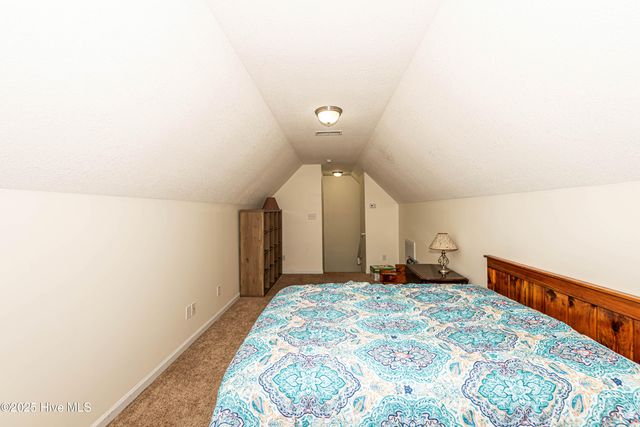 318 Sugarberry Court, Jacksonville, NC 28540