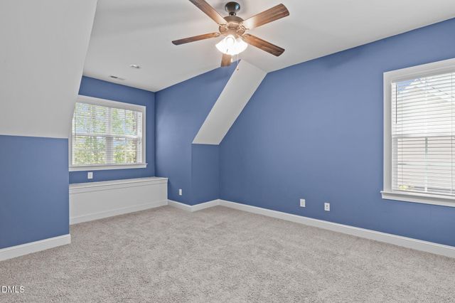 105 Roslin Way, Holly Springs, NC 27540