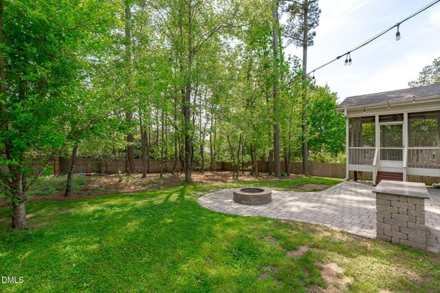 105 Roslin Way, Holly Springs, NC 27540