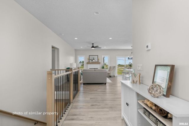 1867 REDBUD Circle 103, Eldridge, IA 52748