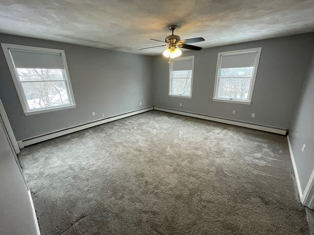 4 Indiana Ave 4, Woburn, MA 01801