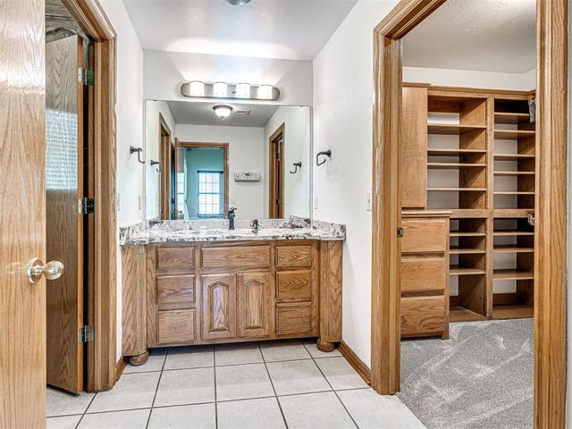 20611 Deer Springs Circle, Edmond, OK 73012