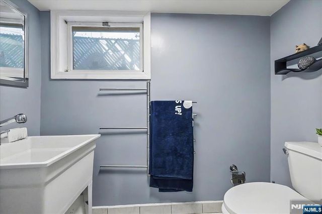 71 Monroe Street, Lodi, NJ 07644